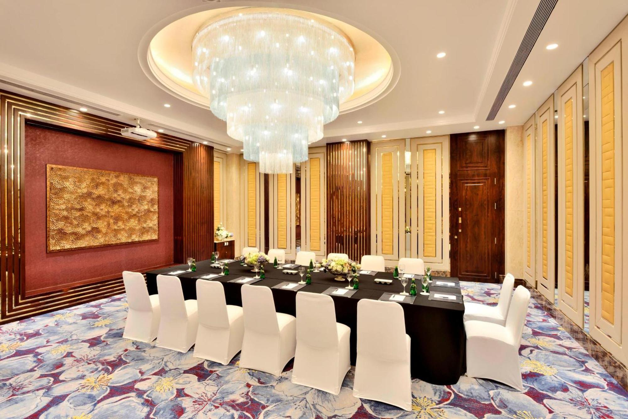 Sheraton Grand Pune Bund Garden Hotel Luaran gambar