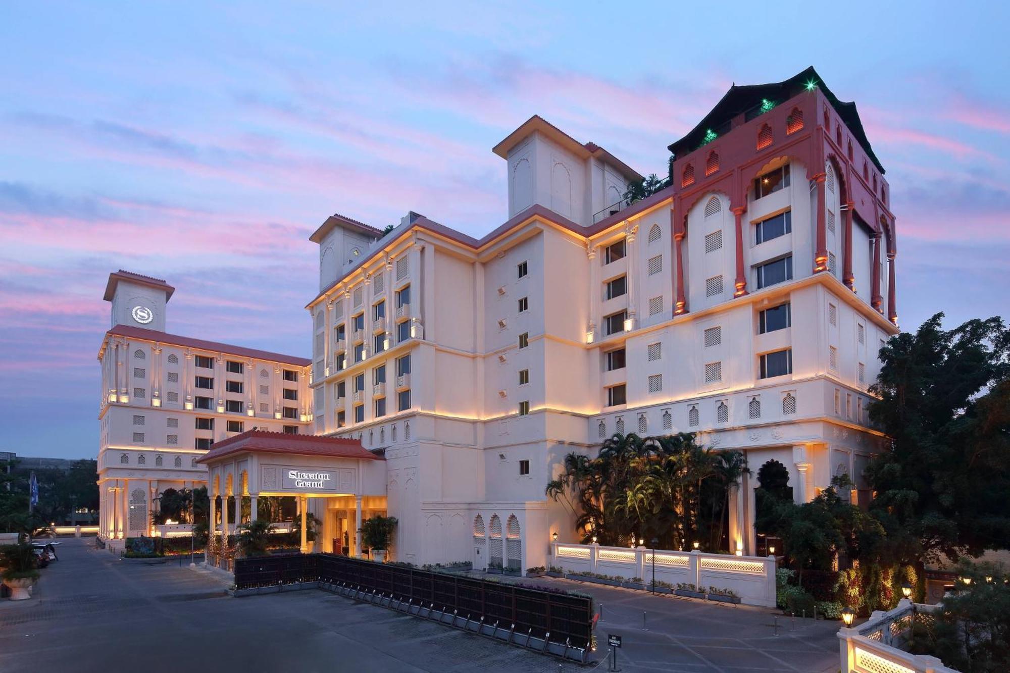 Sheraton Grand Pune Bund Garden Hotel Luaran gambar